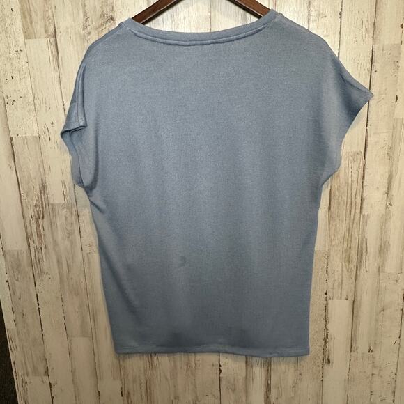 Orvis Classic Collection Top Small Oversized Light Blue Short Sleeve Stretchy - Picture 2 of 12